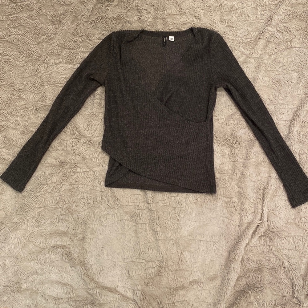 Wrap shirt, stretchy and lightweight